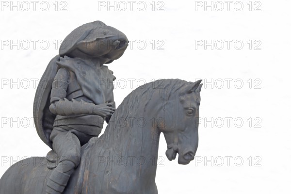Sculpture Beetle on A Horse by Julius von Bismarck 2024, Blickachsen 14, modern art, equestrian
