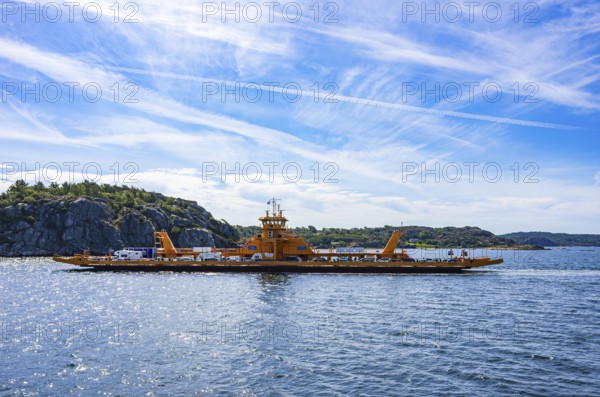 The car ferry SATURNUS, which operates as a floating road between the archipelago, navigates off