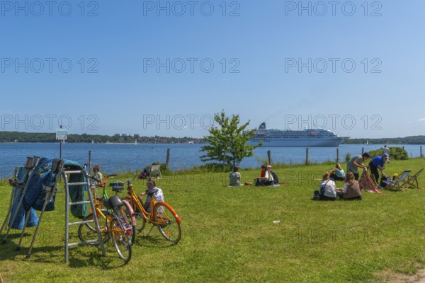 Waterkant Festival 25 in front of Kiel Week 2025 on the MGF 5 site on the Kiel Fjord, annual