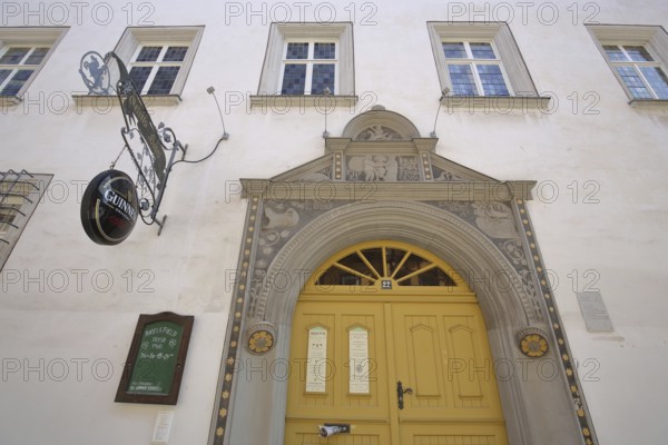 Portal to the Geleitshaus built in 1552 with Guinness nose shield, Renaissance, Gustav Adolf