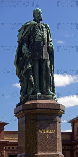 Monument to Emperor Wilhelm I by Fritz Gerth with pedestal made of Swedish red granite, spa garden,