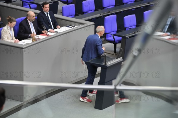 Christoph Schmidt (SPD) speaks on the Gaza war item on the agenda of the eleventh session of the