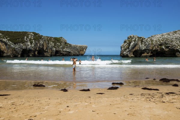 Beach, Playa de Cuevas del Mar, near Ribadesella, Asturias, Asturias, Costa Verde, Northern Spain,