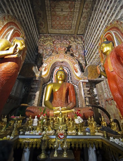 Buddha statues in the Sri Lankathilaka, Buddhist temple, Udunuwara, Kandy, Central Province, Sri