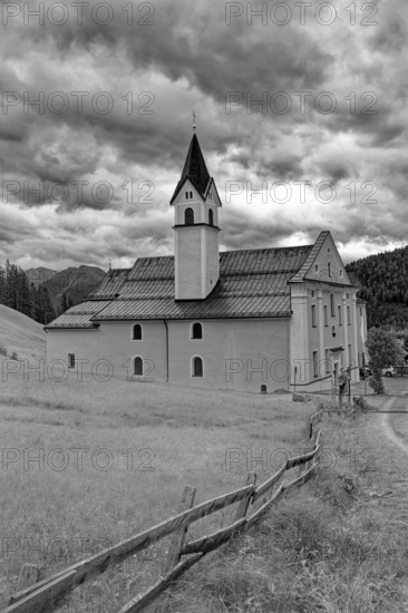 Maria Waldrast pilgrimage monastery of the Servite Order, pilgrimage church, weather mood, w olk
