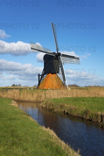 De Jansmolen or De Modden, hollow mill, Rijksmonumenten, Goengahuizen, Goëngahuizen, Goaiïngahuzen,