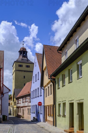 Alley Auf der Kapelle with Ellinger Tor, Weißenburg in Bavaria, Altmühltal, Franconian Lake
