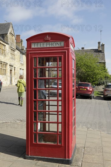 Old telephone box, High Street, Chipping Campden, The Cotswolds, England, Great Britain