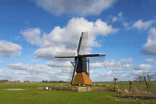 Heechhiem, Heechhiem mill, Rijksmonument, Goengahuizen, Goëngahuizen, Goaiïngahuzen, Friesland,