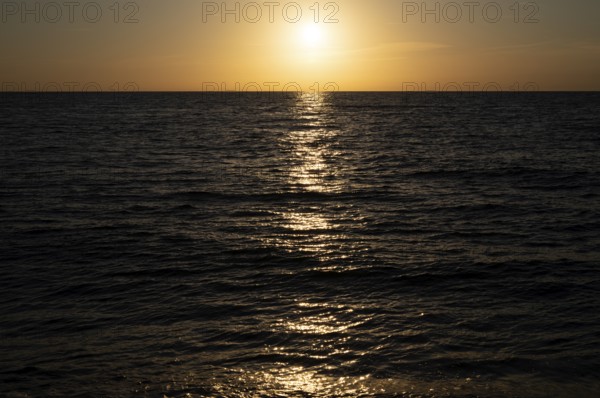 Sunset by the sea, North Sea, English Channel, Étretat, evening mood, atmospheric, Normandy,