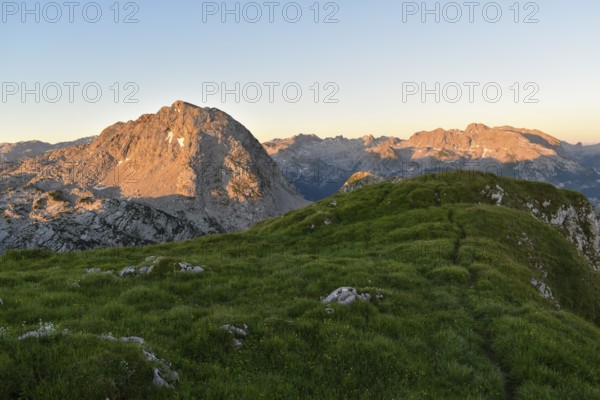 Sunrise at Kahlersberg (left) and Funtenseetauern in the Hagengebirge or Steinernes Meer,
