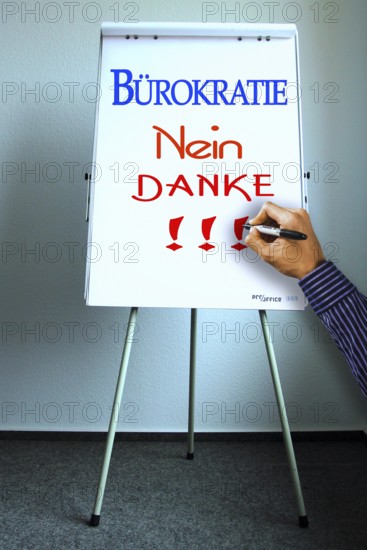 Symbolic image, German bureaucracy, EU bureaucracy, inefficiently cumbersome, expensive approval