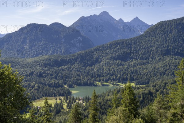 Lautersee with Wetterstein mountains, view from Kranzberg, Alps, Mittenwald, Werdenfelser Land,