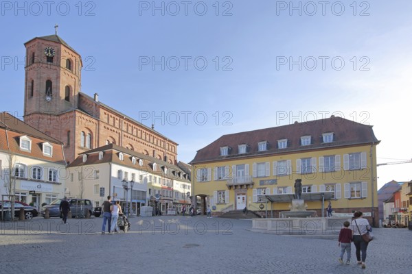 Market square with market fountain, neo-Romanesque St Michael's Church built in 1841, old town hall