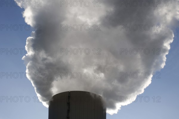 Cooling tower of KNG, Kraftwerks- und Netzgesellschaft mbH. The coal-fired power plant generates
