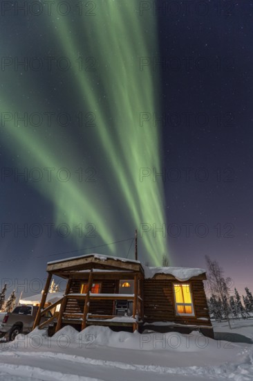 Northern Lights, Aurora borealis, wooden house, cabin, moonlight, winter, snow, Inuvik, Northwest