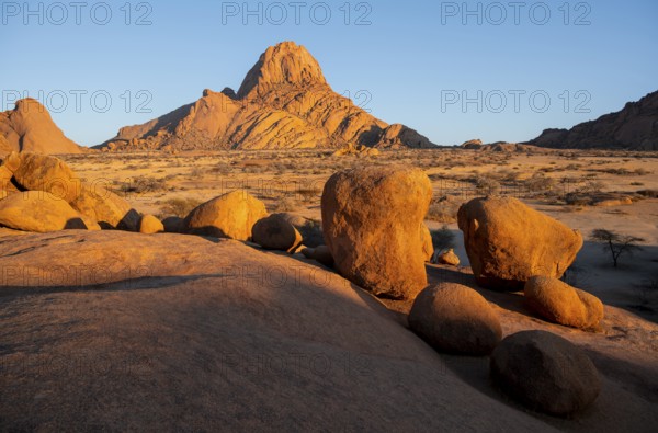 Rocks and desert landscape, Pontok Mountains, Große Spitzkoppe, Große Spitzkuppe Nature Reserve,