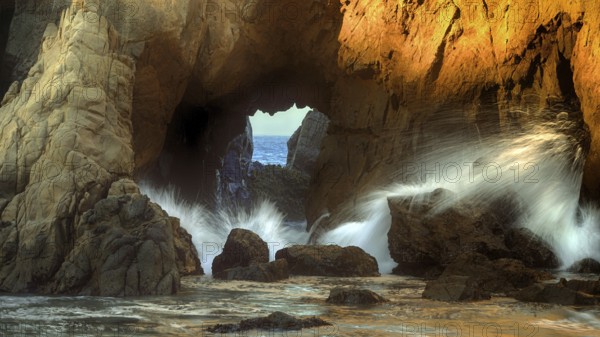 USA, California, Pfeiffer Beach, Montery County, Monterey County, California, USA