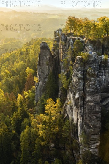 Germany, Saxony, Sandstone formation in Saxon Switzerland, Elbe Sandstone Mountains