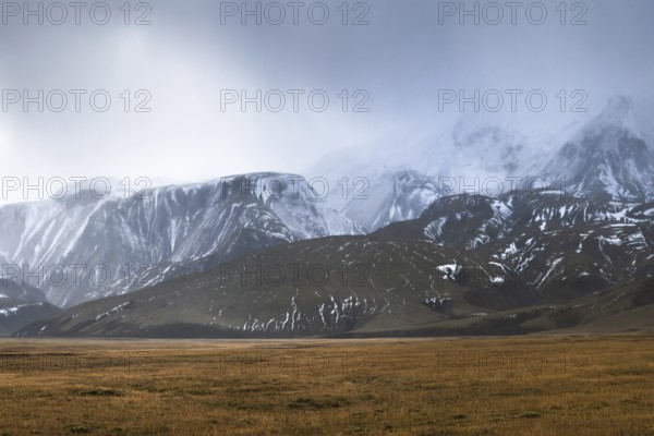 Experience the breathtaking beauty of Iceland's Highlands, featuring vast plains and majestic