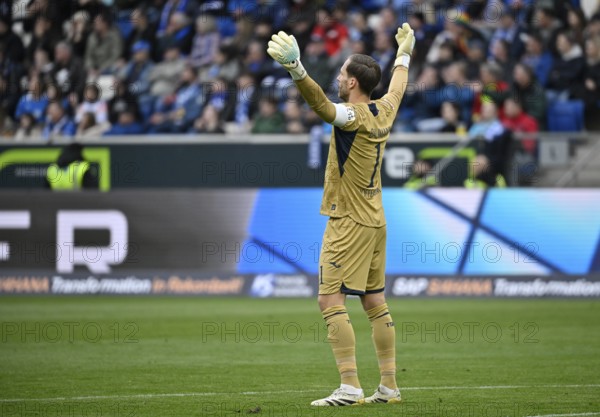 Goalkeeper Oliver Baumann TSG 1899 Hoffenheim (01) Gesture Gesture Soccer Bundesliga, PreZero