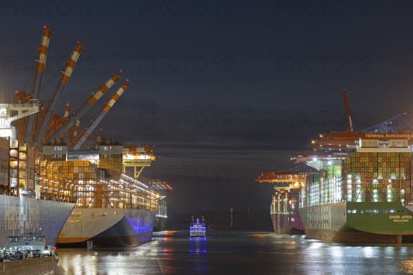 Blue Hour, container port, Eurogate and Burchardkai container terminals, container ships, Raddamper