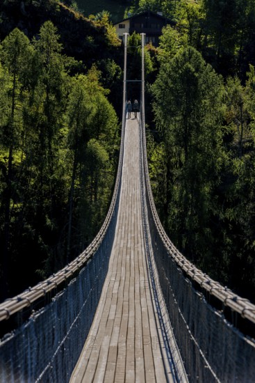 Suspension bridge in Ernen, hike, fear of heights, vertigo, courage, path, overcoming, therapy,