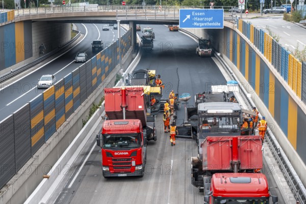 Rehabilitation of the A52 motorway near Essen, an 8 km long section between the Essen-Kettwig