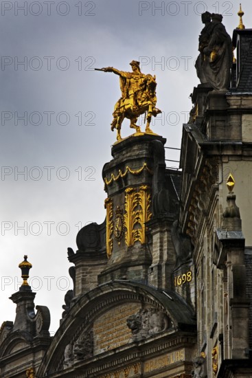 The golden horseman Charles de Lorraine on the guildhall L'Arbre d'Or, Guild of Brewers,