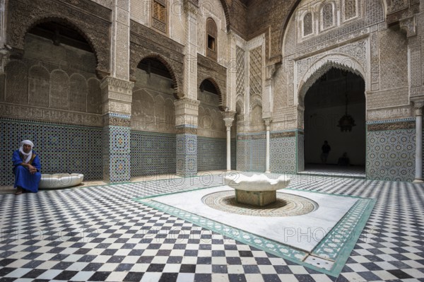 Courtyard of the Medersa Attarine Koran School, Fez El Bali, Medina, UNESCO World Heritage Site,