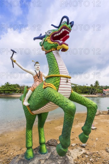 Sculptures at Wat Phra Yai, Buddhist temple, religion, Buddhism, figure, statue, sculpture,