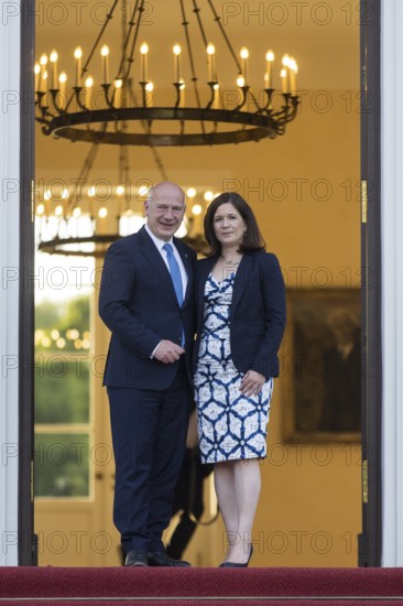 Kai Wegner (Governing Mayor of Berlin, CDU) and his partner Katharina Günther-Wünsch (Senator for