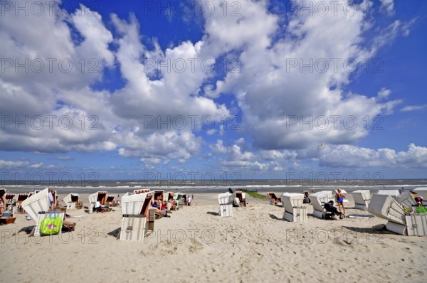 Island of Wangerooge, beach chairs on the beach, East Frisia, Lower Saxony, Federal Republic of