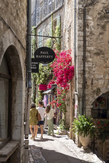 Alley in the old town centre of Saint-Paul-de-Vence, also called Saint Paul, medieval hill town on
