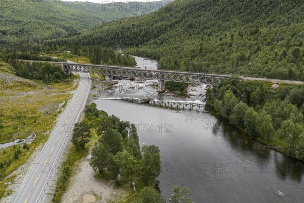 Raufjellfossen railway bridge, Nordland railway (Nordlandsbanen), waterfall at Ranelva river, near