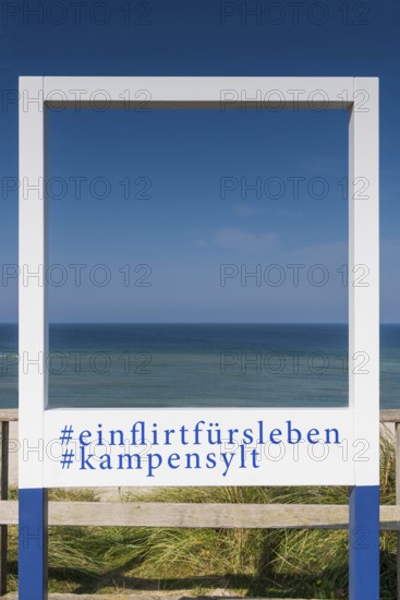 Photo spot, photo frame for selfies, Polaroid, Polaroid frame, tourism, beach, sea, neutral, photo,