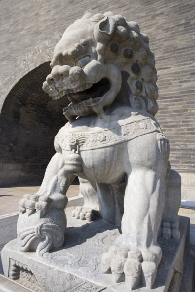 vehicleved Lion,