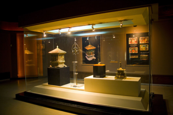 Treasures in the Famen Temple,Xi'an