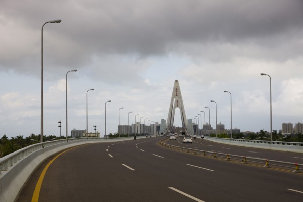 Haikou, Century Bridge