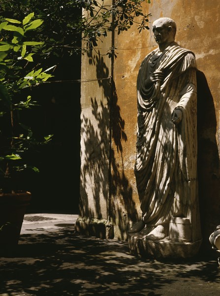 Cuchi White, Palazzo Sacchetti, Rome