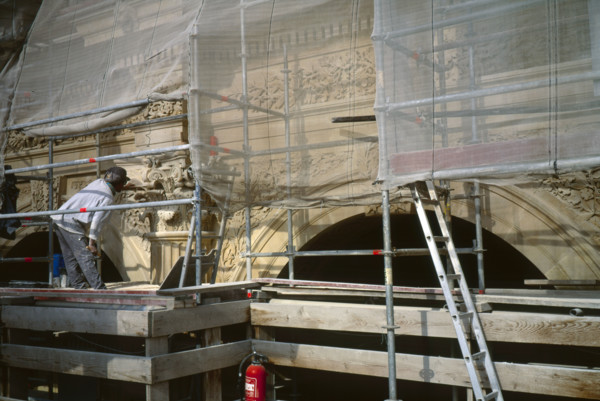 The Grand Louvre project (1981-1999)