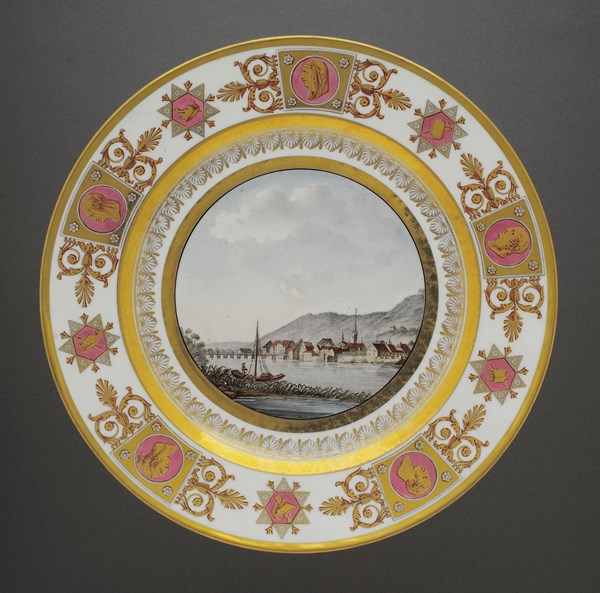 Dessert plate from the Suisses crockery set