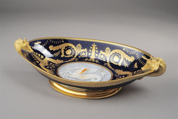 Cuvette en porcelaine de Sèvres
