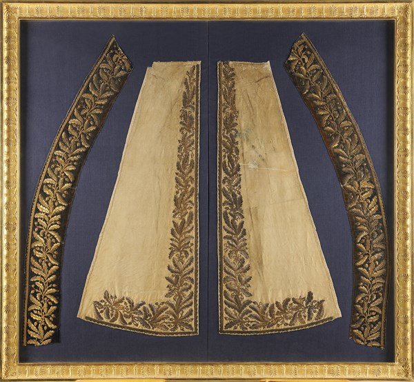 Fragments de l'habit du maréchal Oudinot