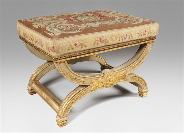 Tabouret du Premier Salon de Joséphine au Palais de Fontainebleau