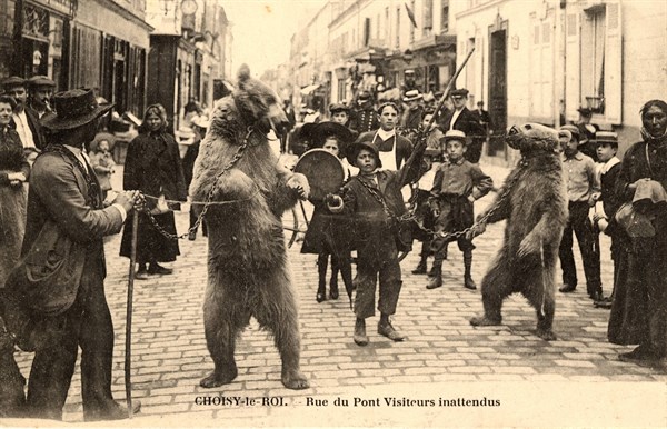 Bear leader
Choisy-le-Roi