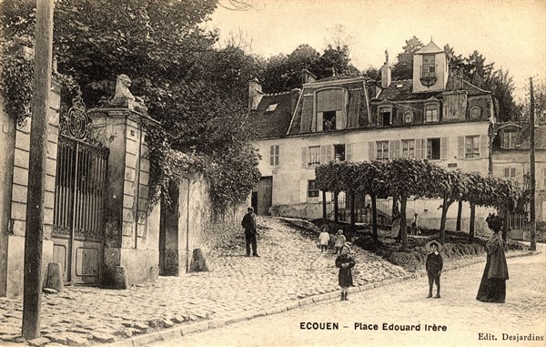 ECOUEN