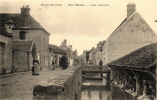 SAINT-ARNOULT
