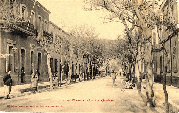 NEMOURS