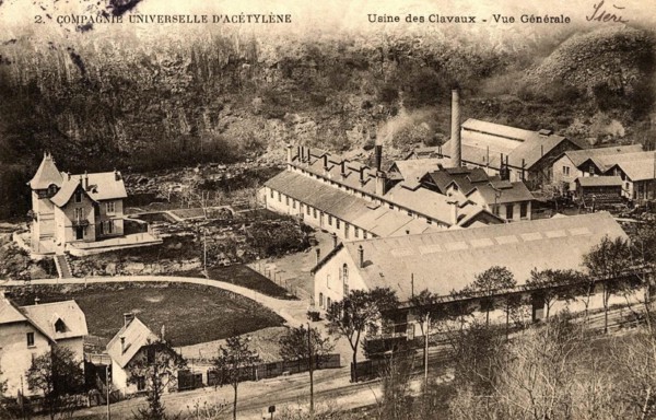 CLAVAUX
